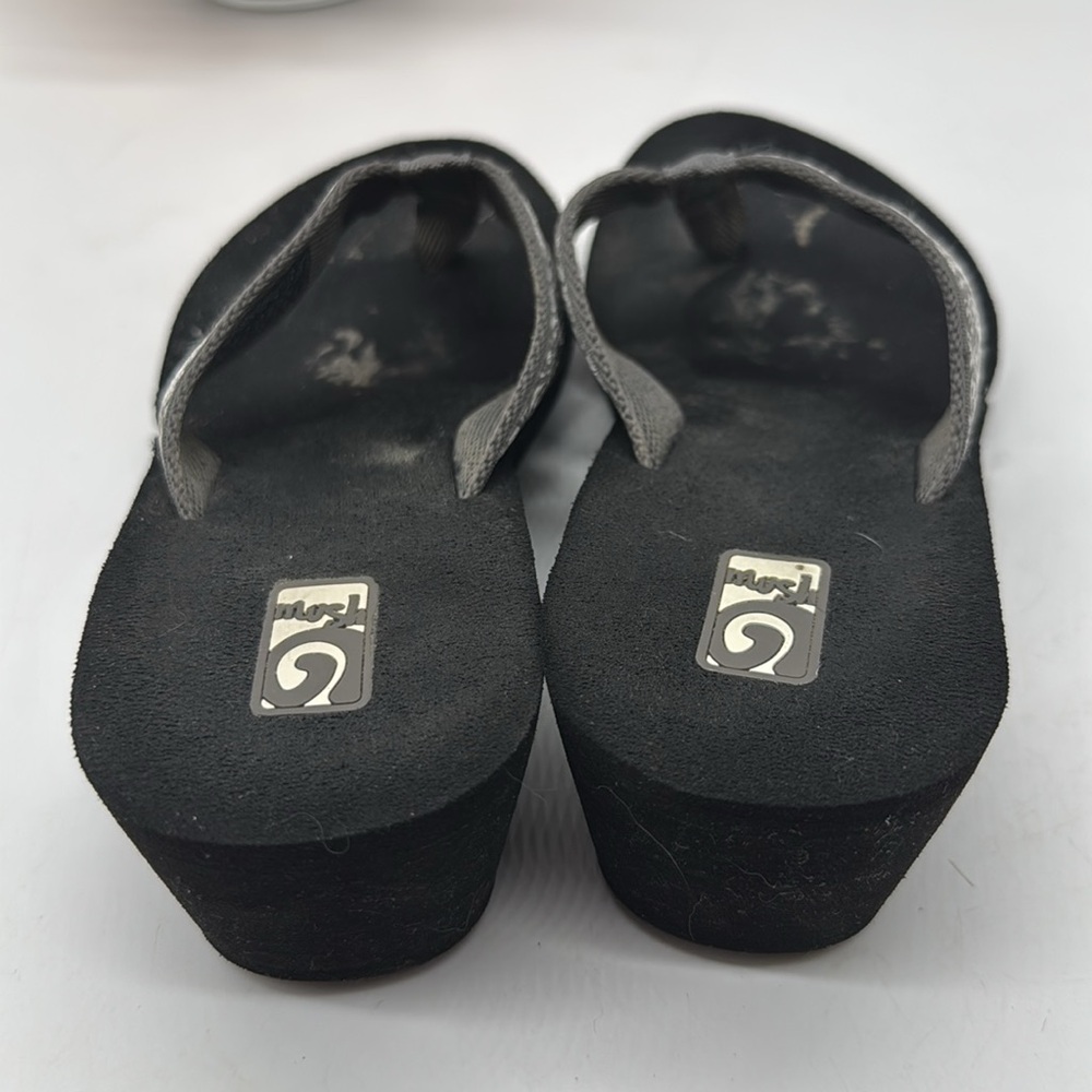 Women's Black and Gray Wedge Sandals Size 6 - Picture 3 of 7